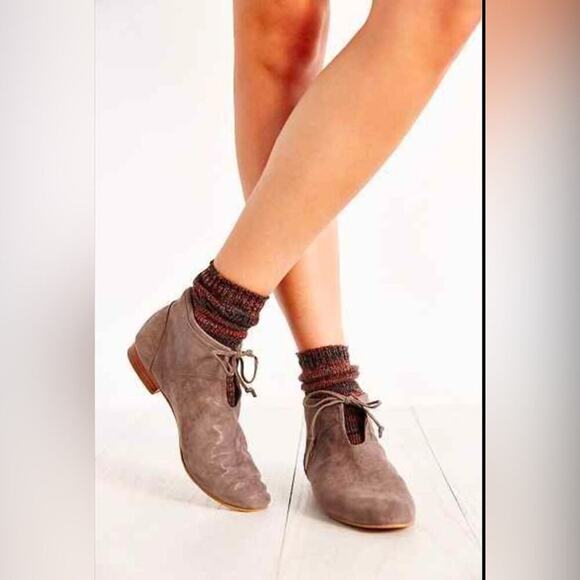 Joe’s Jeans Taupe Suede Leather Tie Ankle Boots Size 9.5 Women’s Casual Flat - Picture 1 of 6